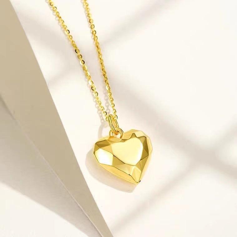 Cut Love Gold Versatile Pendant