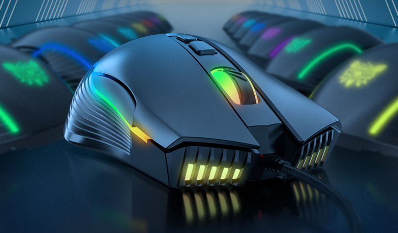 The seven-speed DPI adjustable RGB light Gaming mouse