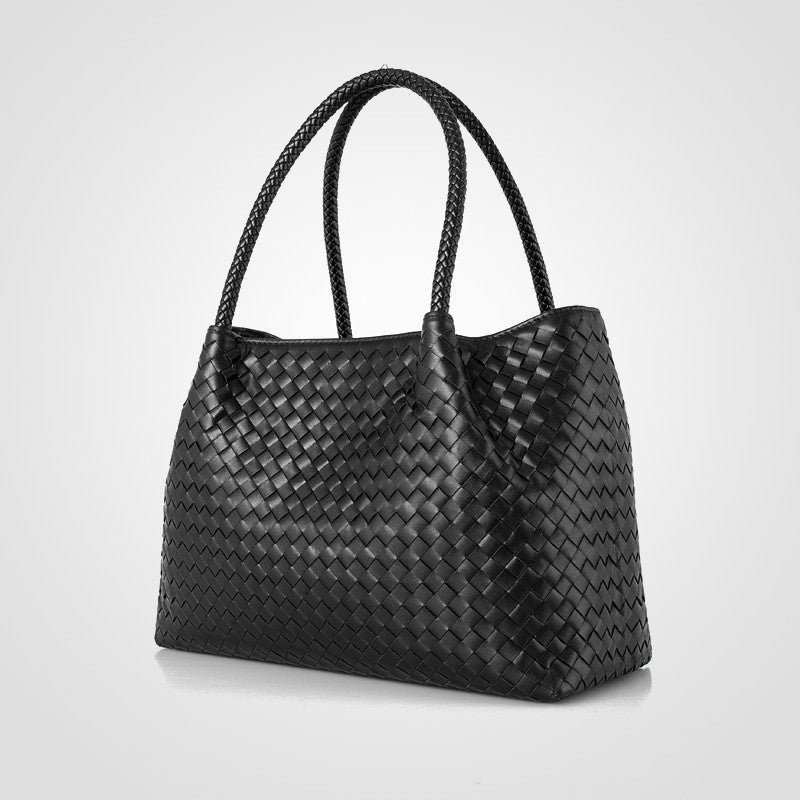 The Hand-woven Handbags