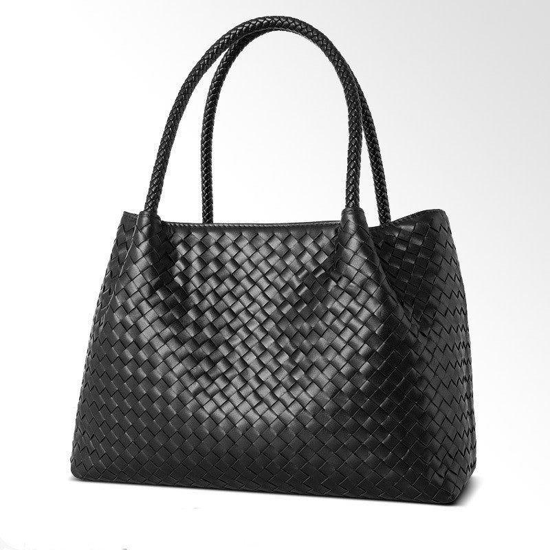 The Hand-woven Handbags