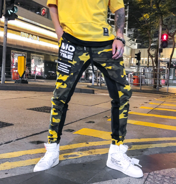 Stitching camouflage pants