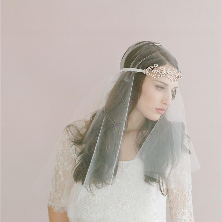 Beautiful Crystal Soft Veil Cover