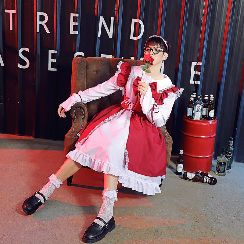 Maid in lolita dress