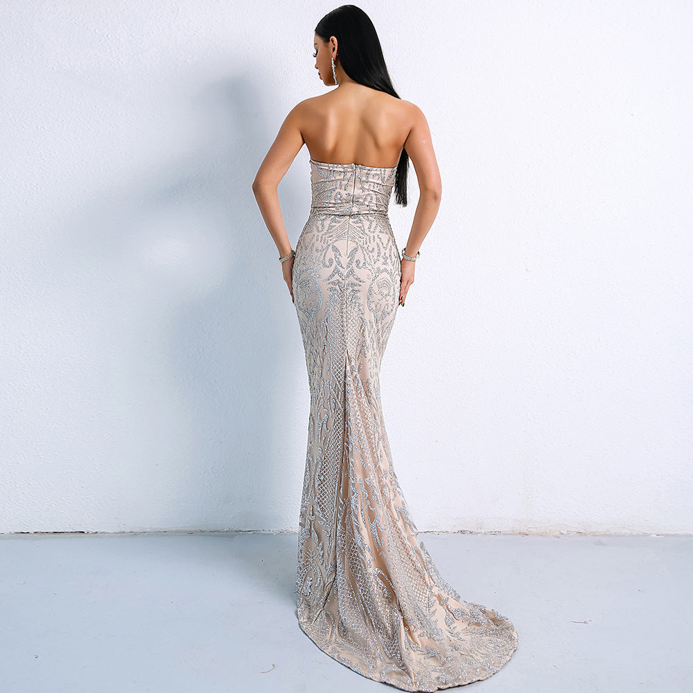 Elegant strapless evening dress