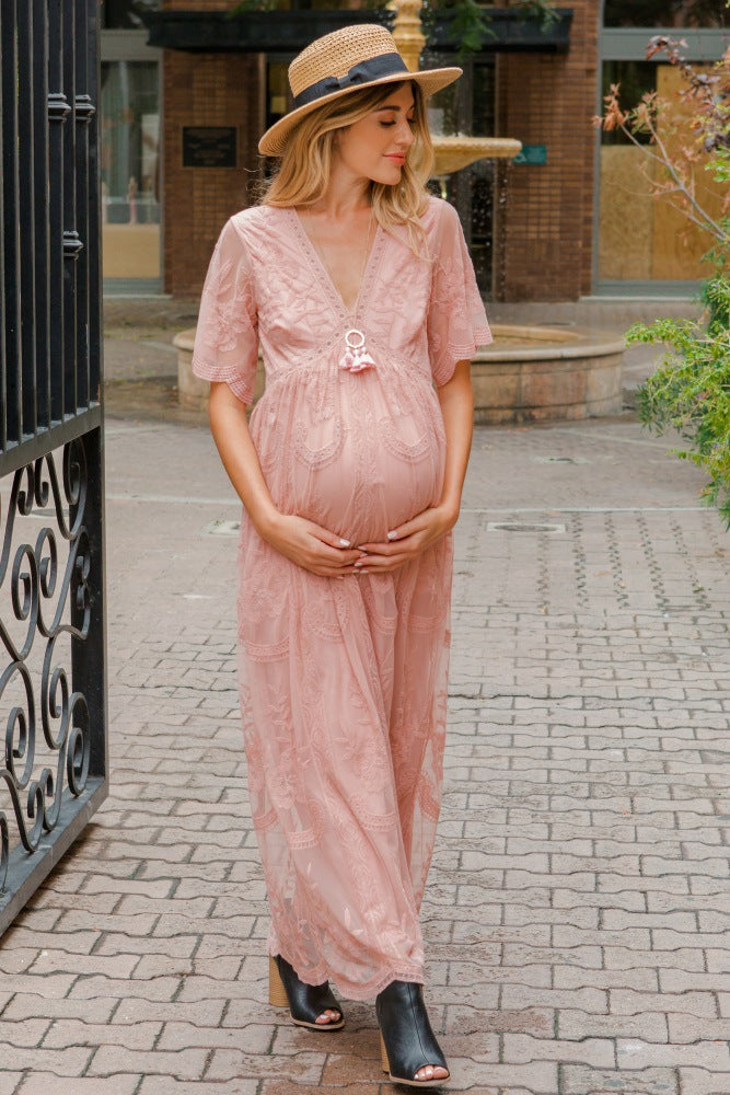 The Lace Mopping Pregnant Dress