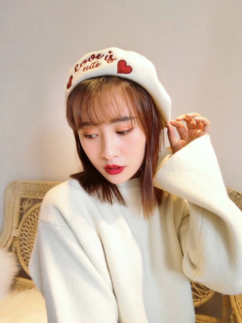 Love Embroidery Wool Beret