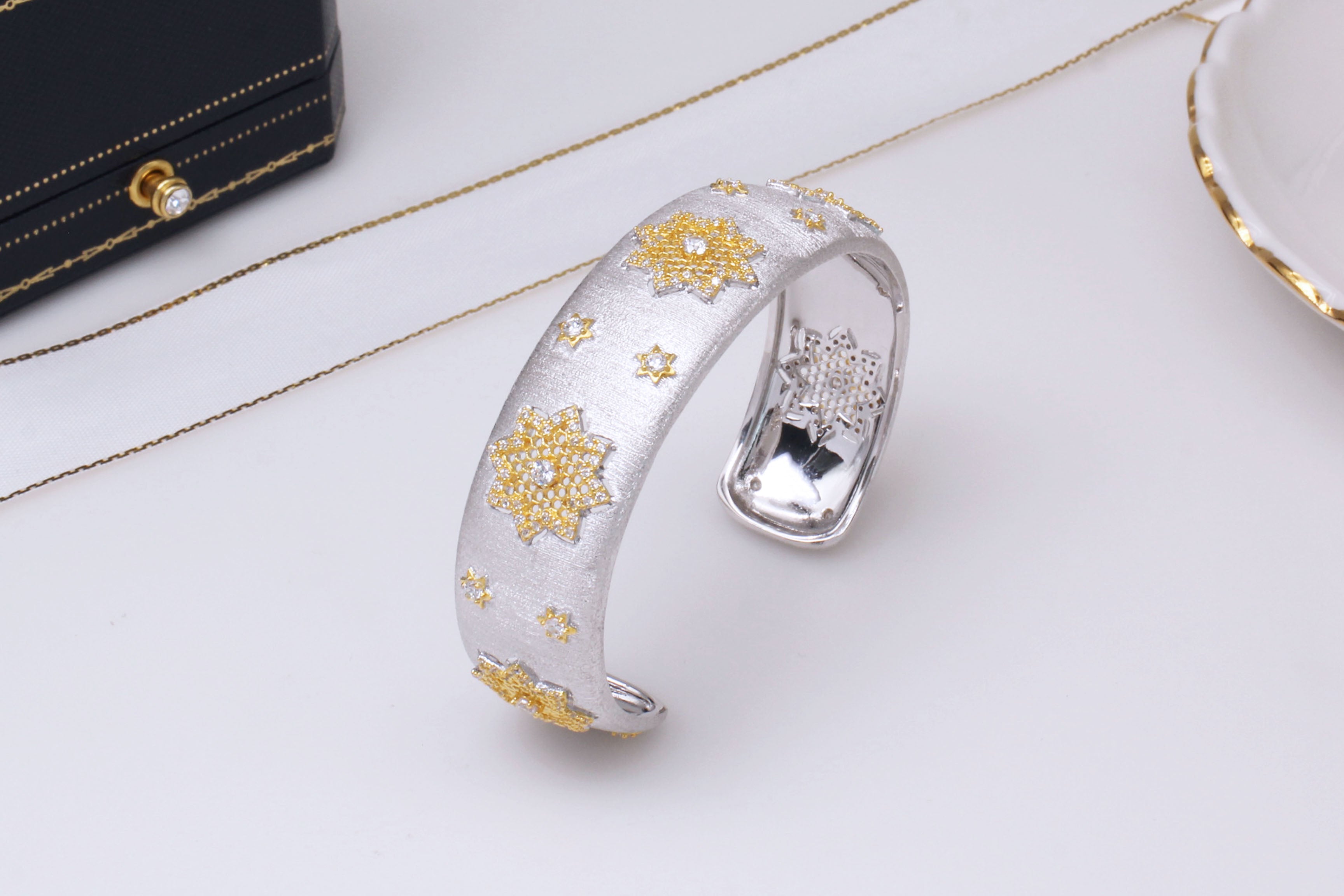 The Gold Plated Divided Snowflake Bracelet